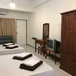 Nusantara Mattwaddien M.S